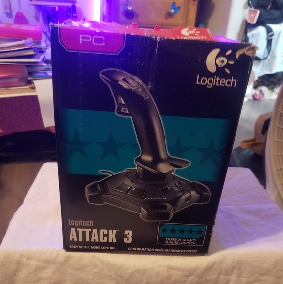 Logitech attack 3 for pc - Picture 2 of 3